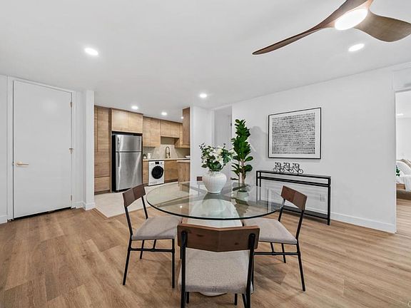 4th image of 3431 S Park Blvd