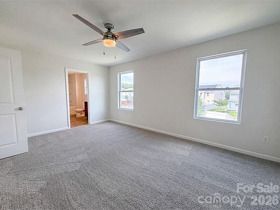 4th image of 1033 Newton Ave