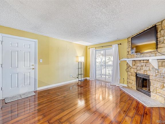 3rd image of 4400 S Quebec St #204