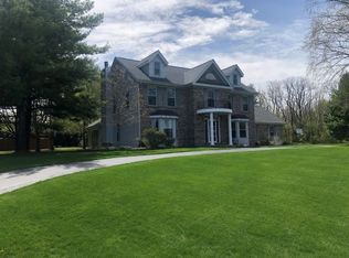 7393 Joy Ln, Roscoe, IL 61073