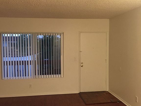 3rd image of 4389 39th St APT 6