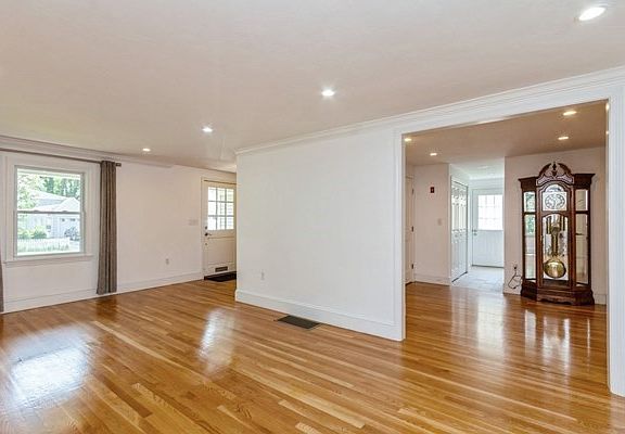 3rd image of 37 Philbrick Rd