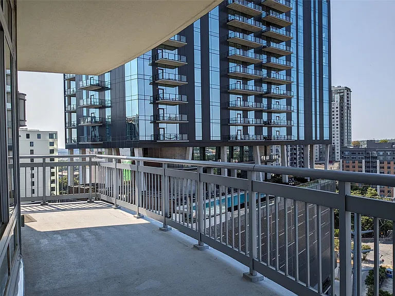 603 Davis St #1409 — Photo 15