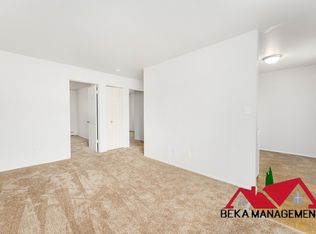 13927 Middle Gibraltar Rd #5, Rockwood, MI 48173