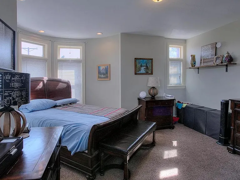 1102 S 30th Ave — Photo 12