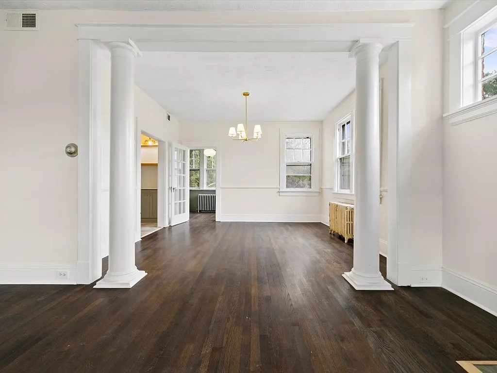 3 bed, 1.5 bath, 1792 sqft, $2,450 — Photo 3