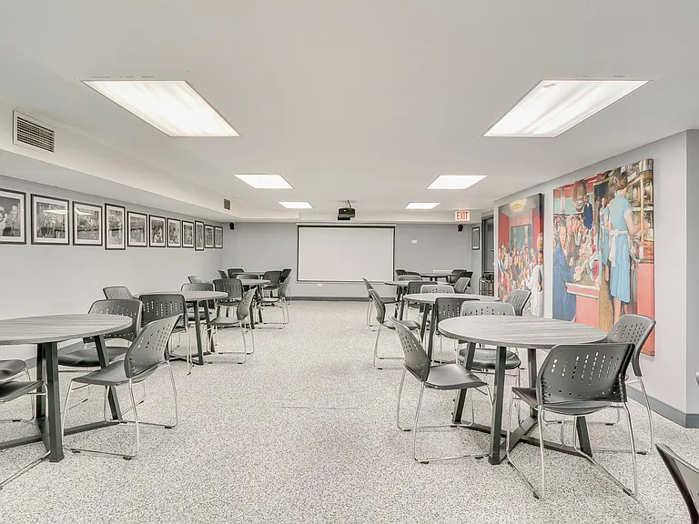 The Regal Room Annex