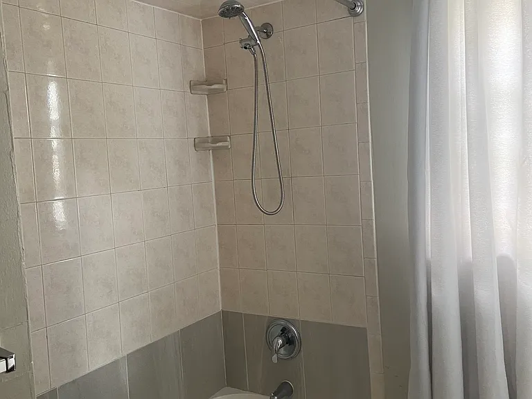 1059 Brighton St #1 — Photo 5