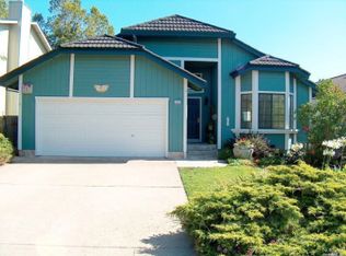 1413 Magnolia Ave, Rohnert Park, CA 94928