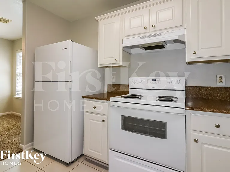 7006 Dawn Bloom Ln — Photo 8