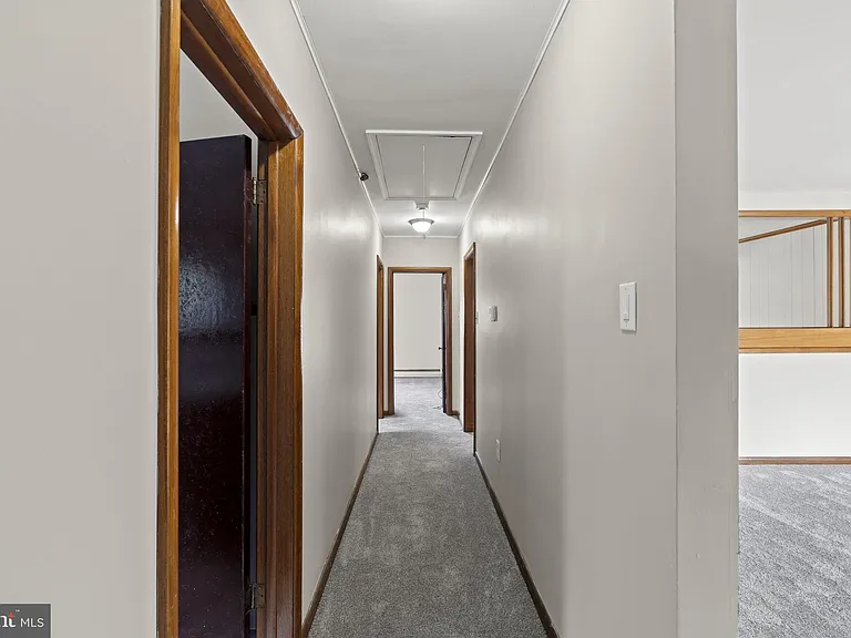 819 Mercer St — Photo 19