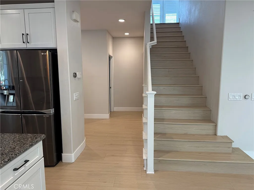 4 bed, 2264 sqft, $5,500 — Photo 4
