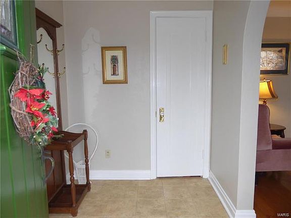 2nd image of 6911 Fyler Ave