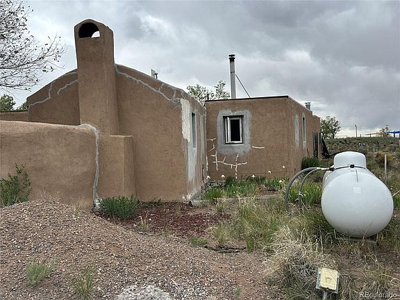 4th image of 321 Palisade Court