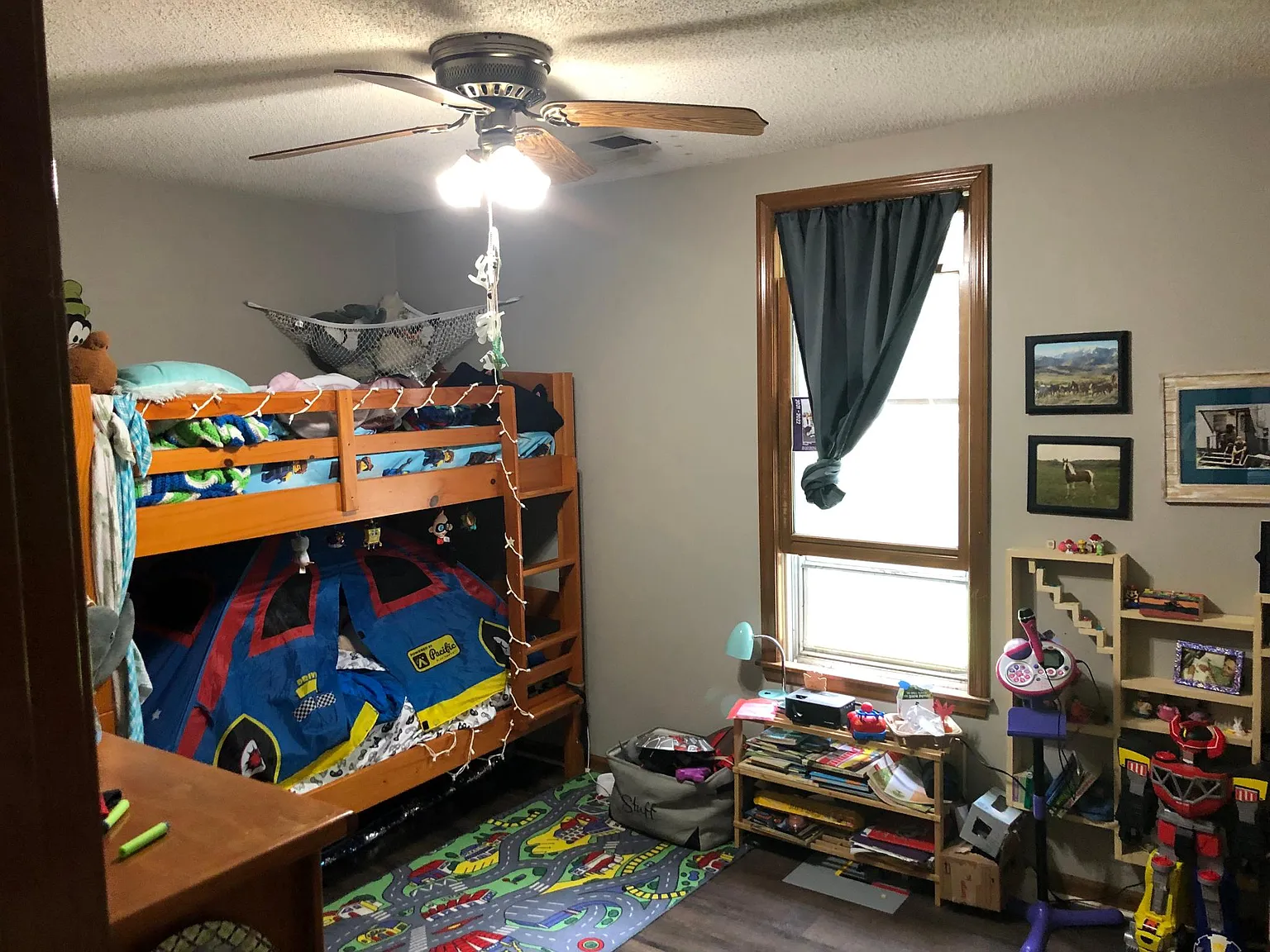 2 bed, 1036 sqft, $1,325 — Photo 4
