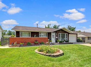 452 Arnold Ave, Romeoville, IL 60446