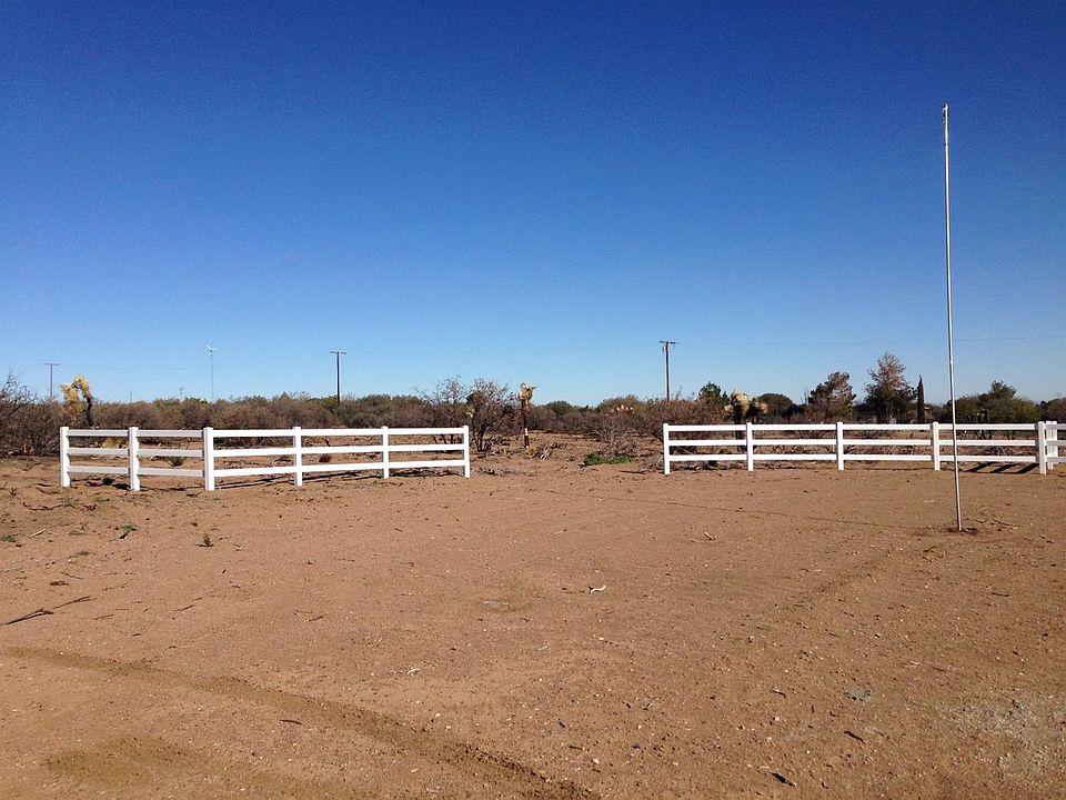 1st image of Mesquite St