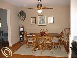 4th image of 36401 Joanne St