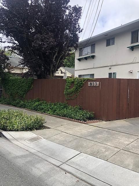 1st image of 813 Jefferson Ct APT 4