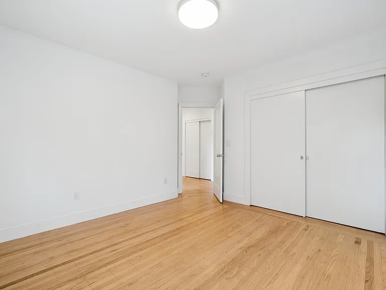 Upstairs left bedroom
