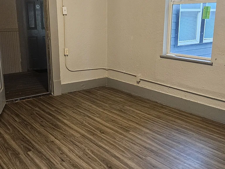 1710 Hardy St — Photo 21