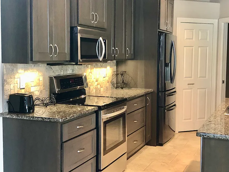 18715 Ayrshire Cir — Photo 5