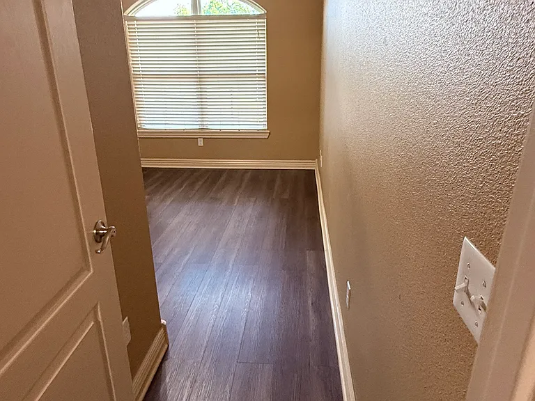 2601 SW Azalea Ave — Photo 22
