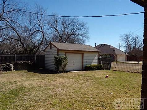 5th image of 1746 Avenue B
