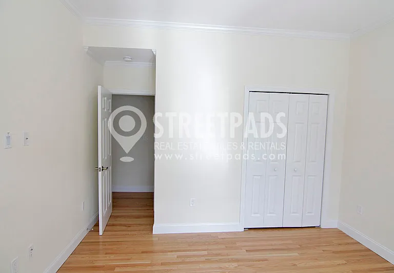 15 Langdon St — Photo 22