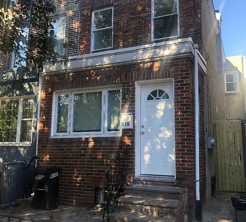 1st image of 815 Tasker St