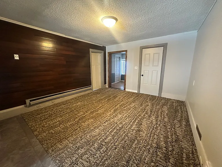 727 Washington St — Photo 22