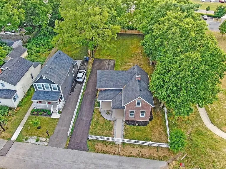 653 S Souder Ave — Photo 3