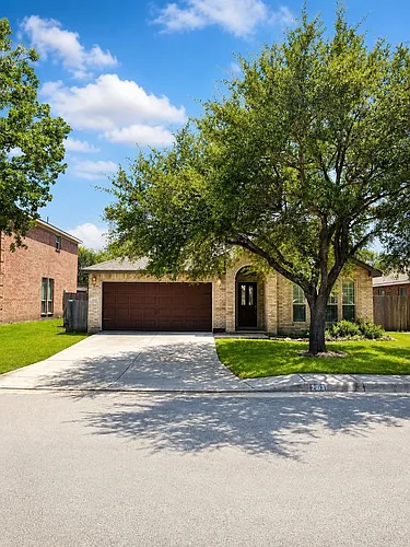2103 Preakness Ln Photo 1