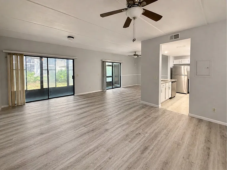 13 Navarra Ct #1 — Photo 4