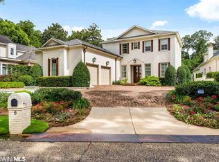 6 Country Club Rd, Mobile, AL 36608
