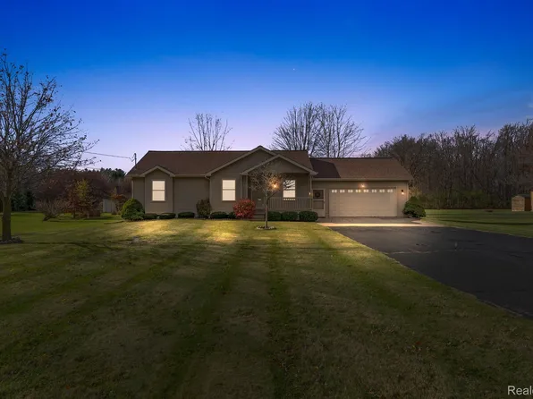 12339 N Elms Rd, Clio, MI 48420