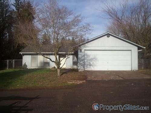 1st image of 2144 SE 32nd Ave