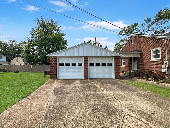 3rd image of 501 Vann Ave