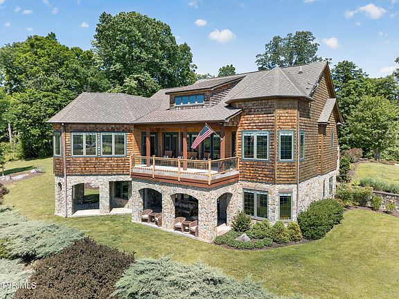 4th image of 15277 Bishop Rd