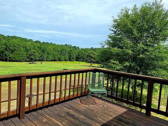 5th image of 440 Gomer Ln