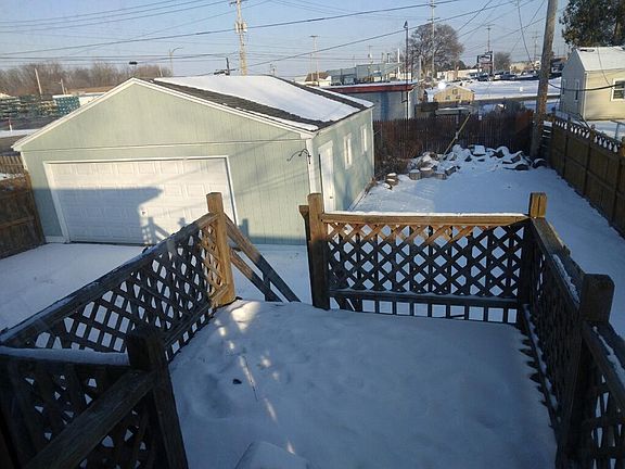 5th image of 3322 Westmont Ave