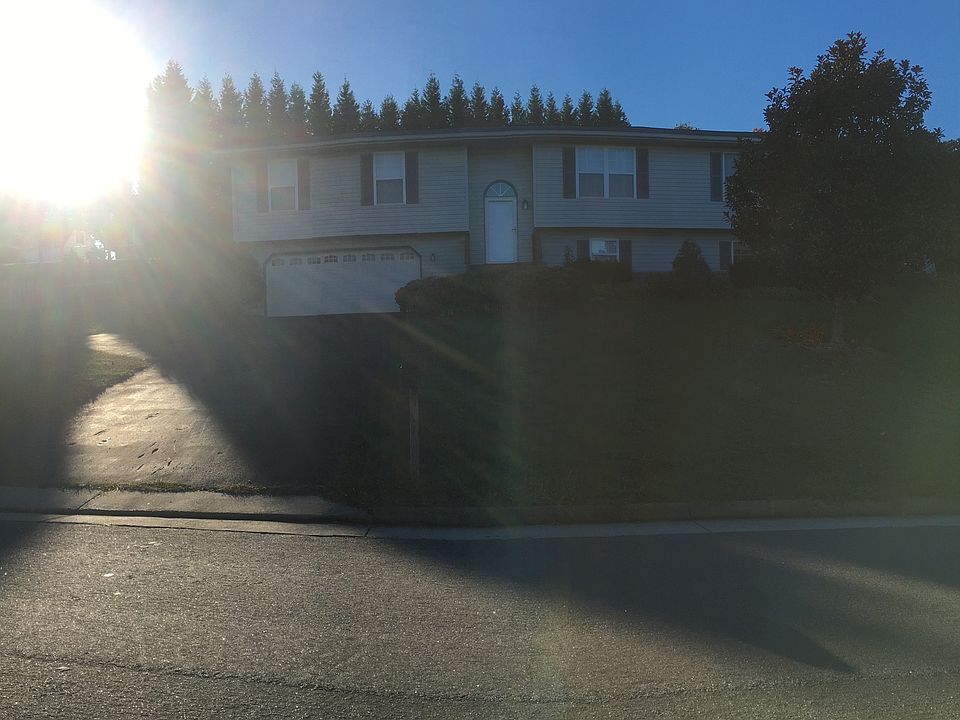 1st image of 536 Hillview Dr