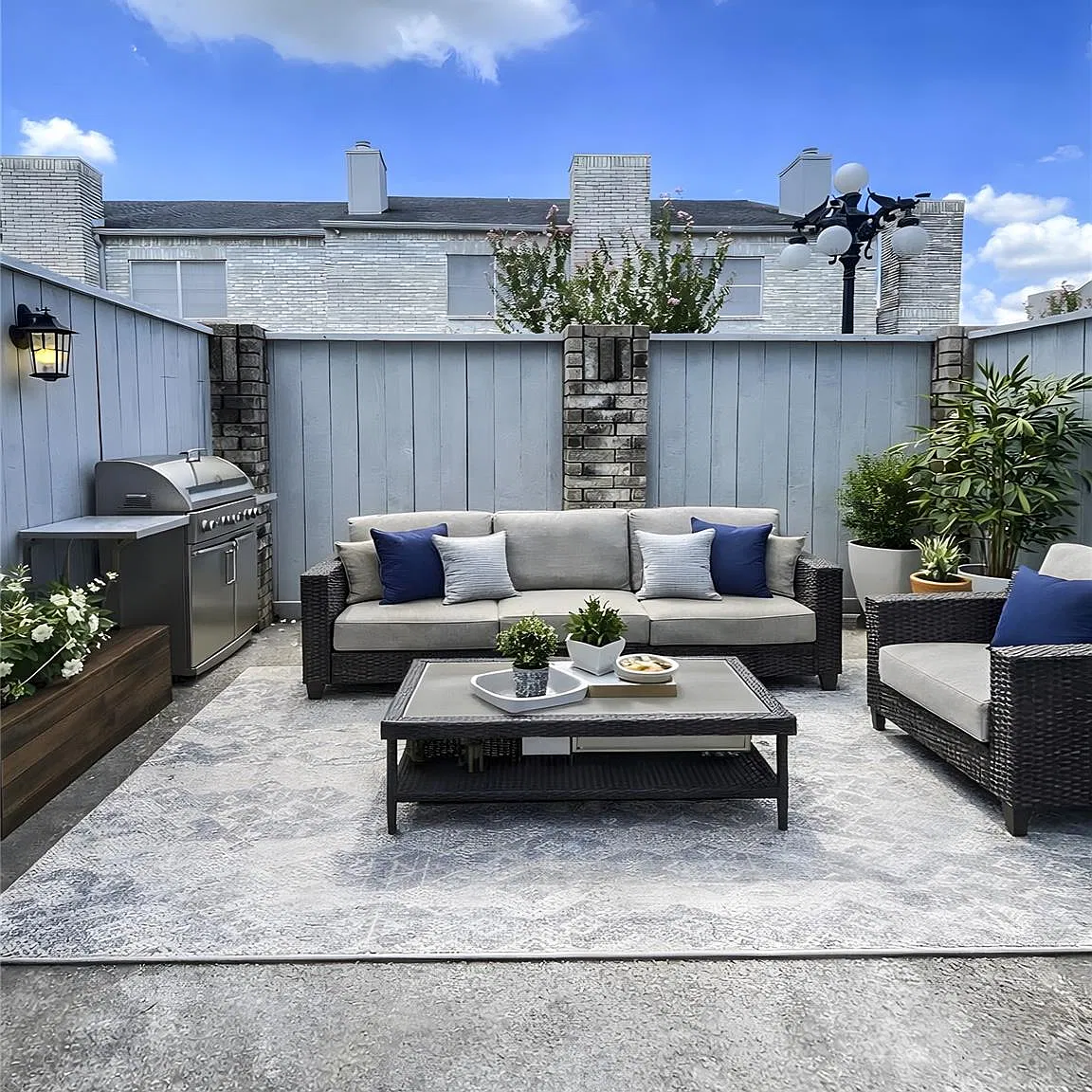 2 bed, 2.5 bath, 1740 sqft, $2,000 — Photo 1