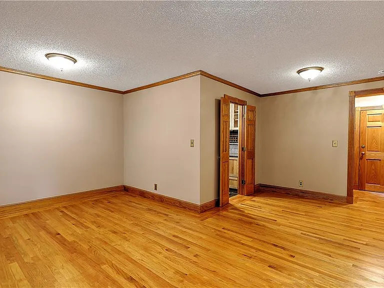274 S Main St #28 — Photo 7