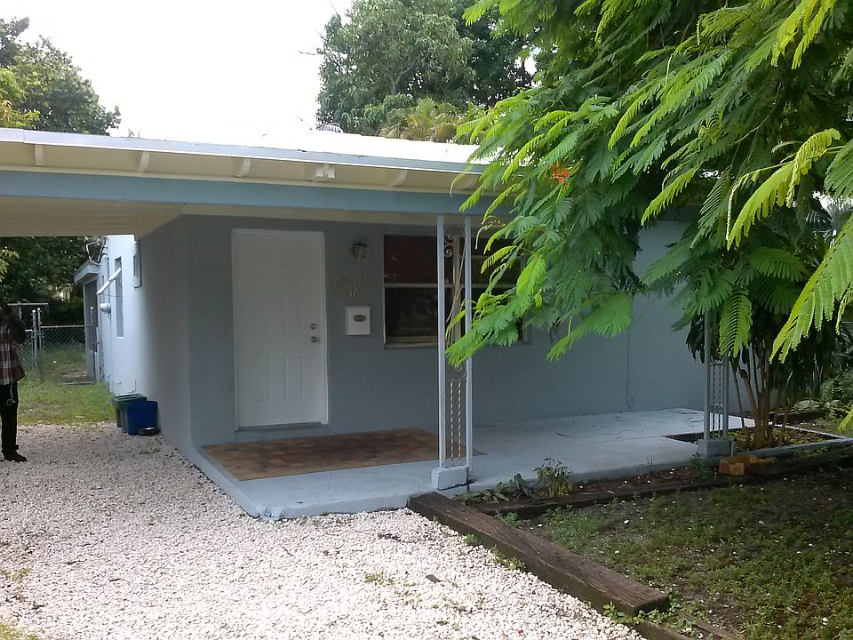 1st image of 1308 NW 1st Ave