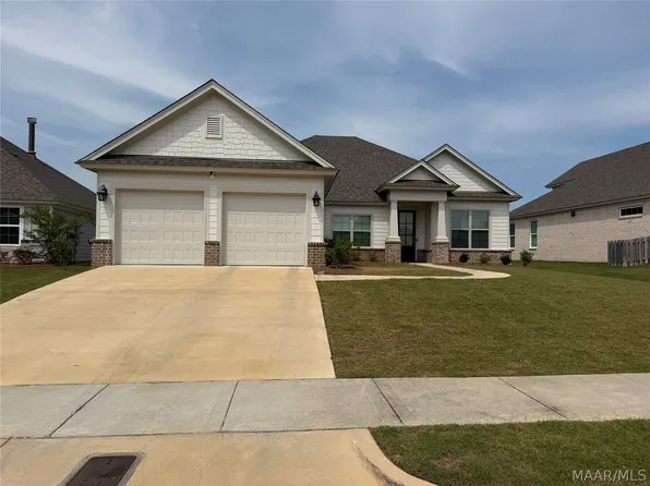 9353 Crescent Lodge Cir, Pike Road, AL 36064