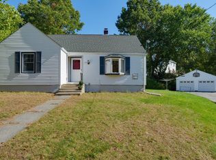675 Burncoat St, Worcester, MA 01606