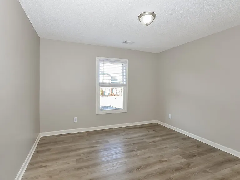 8959 Raspberry Ln — Photo 13