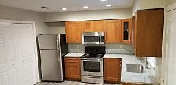 2nd image of 6221 Bonny Oaks Dr
