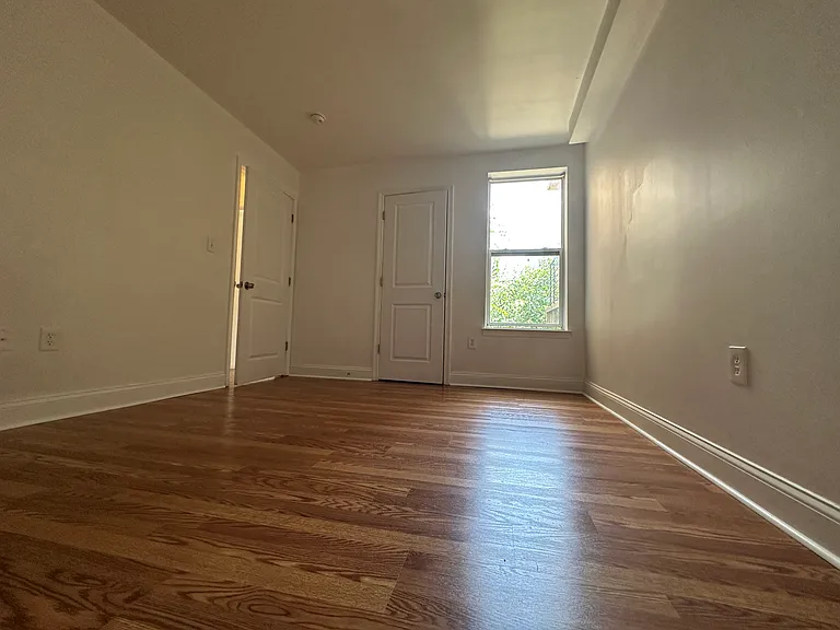 1935 N Gratz St #1 — Photo 8